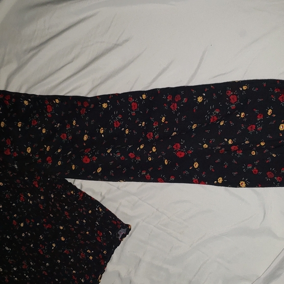 Crop Top - Picture 3 of 5